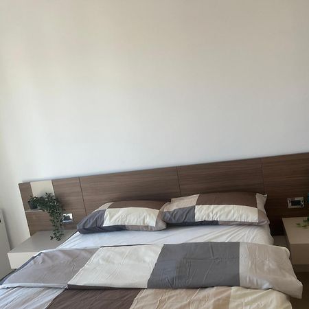 Happy House Apartment Milan Exterior photo